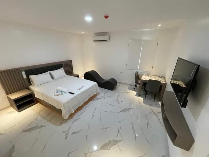 Reddoorz @ Maganda Drive In Hotel Pampanga Angeles Ngoại thất bức ảnh